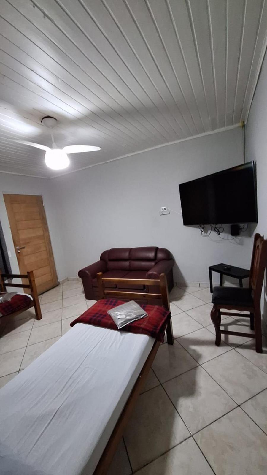 Hostel My House Quartos Perto Do Aeroporto De גווארולוס מראה חיצוני תמונה