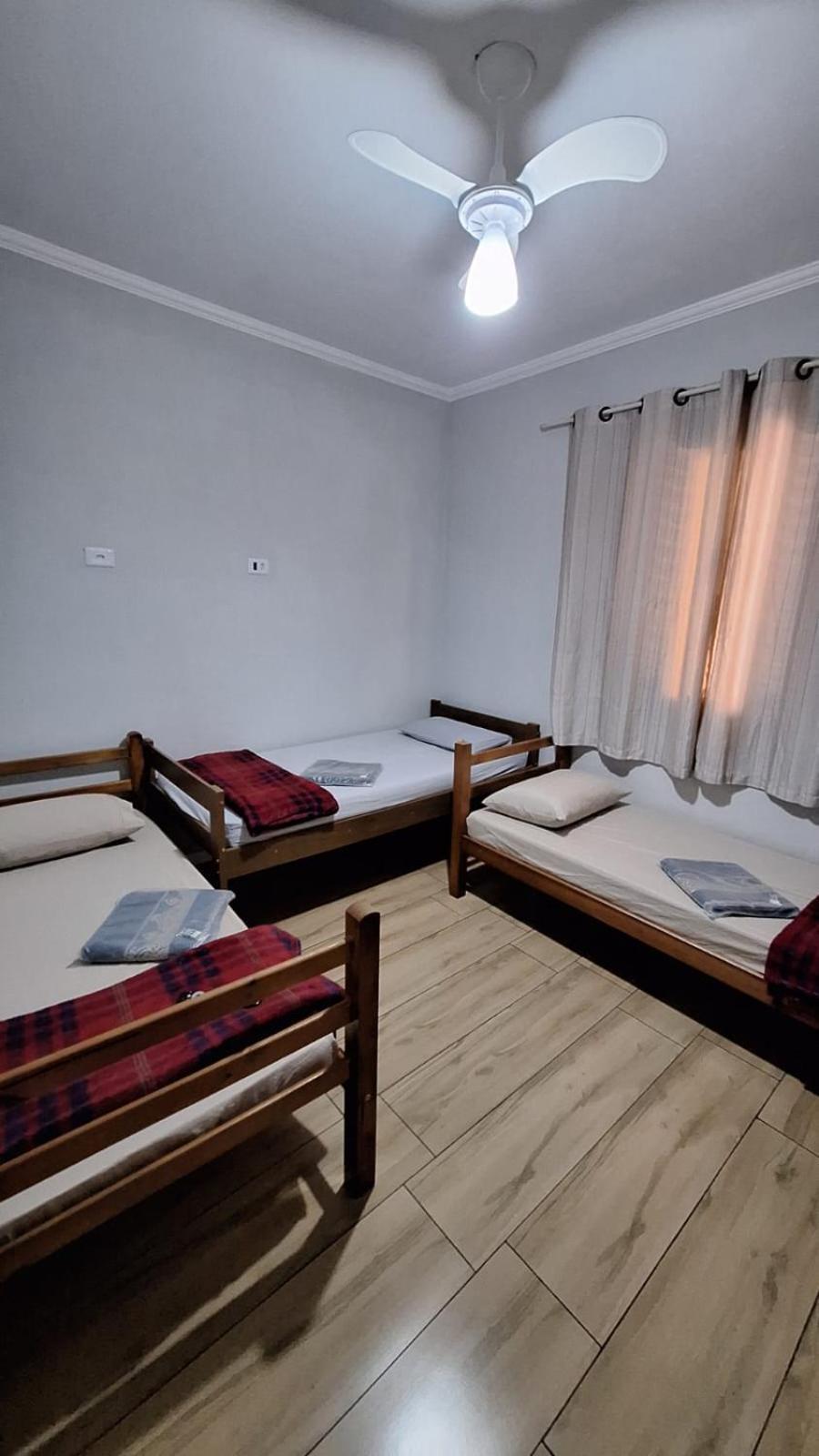 Hostel My House Quartos Perto Do Aeroporto De גווארולוס מראה חיצוני תמונה